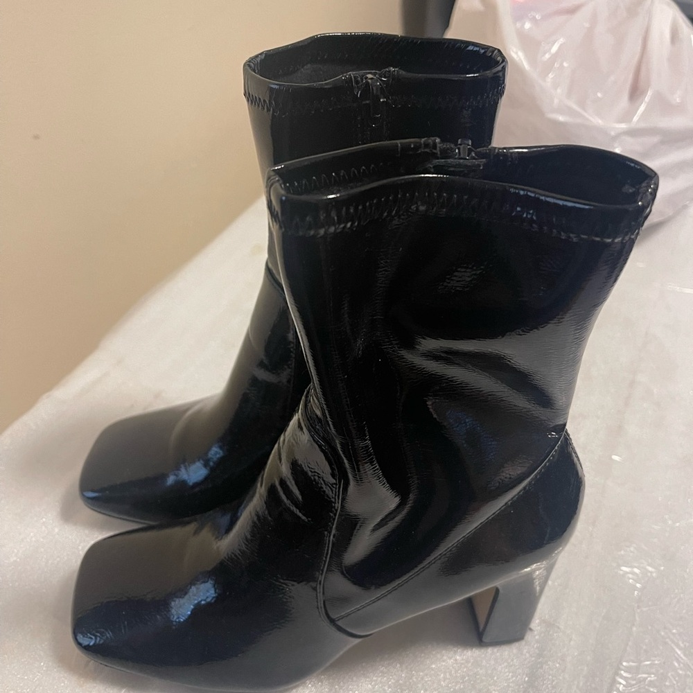 Call it spring booties - Picture 2 of 3